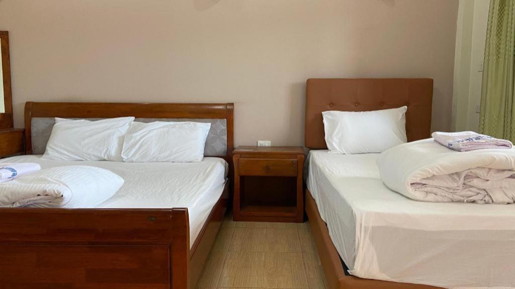 Prakaithong Hotel Amphoe Sawang Daen Din Dış mekan fotoğraf