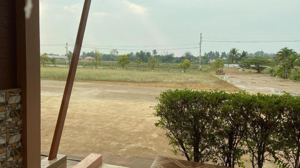 Prakaithong Hotel Amphoe Sawang Daen Din Dış mekan fotoğraf