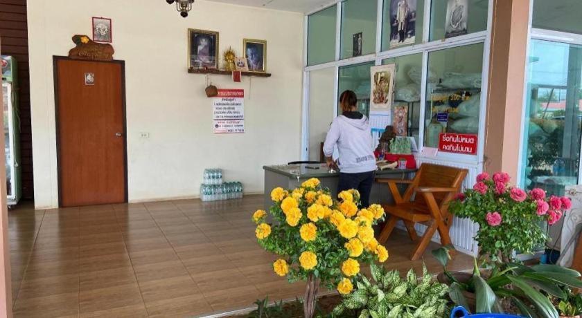 Prakaithong Hotel Amphoe Sawang Daen Din Dış mekan fotoğraf
