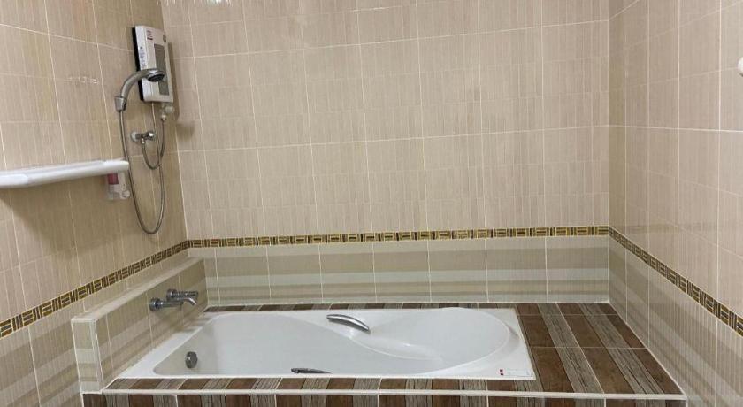 Prakaithong Hotel Amphoe Sawang Daen Din Dış mekan fotoğraf