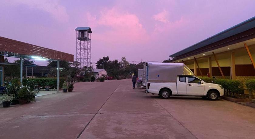 Prakaithong Hotel Amphoe Sawang Daen Din Dış mekan fotoğraf
